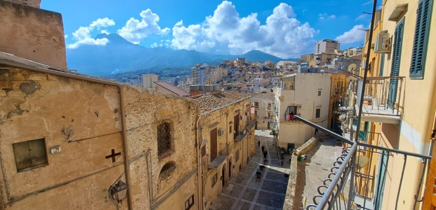 Termini Imerese: appartamento via S. Orsola