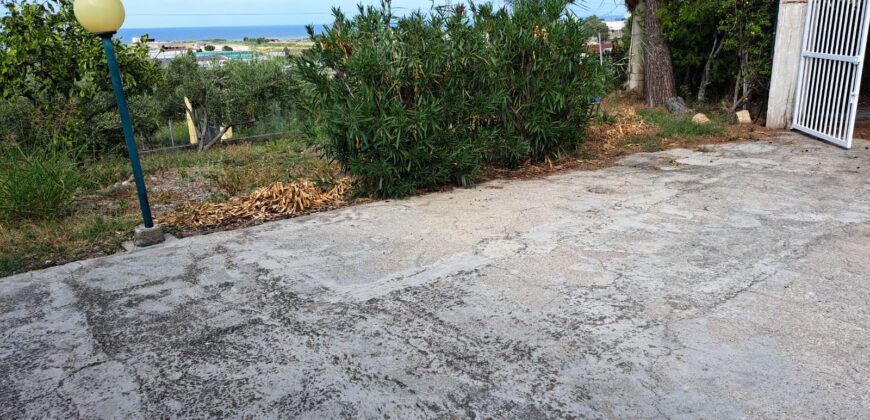 Termini Imerese: villetta contrada Piraino