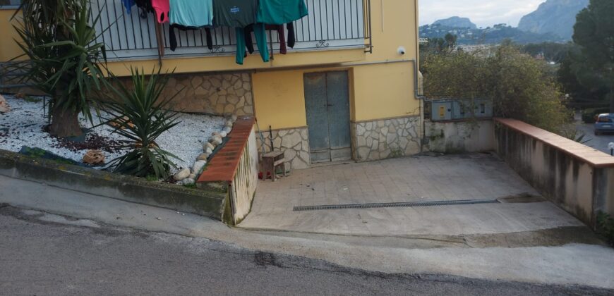 Termini Imerese: appartamento via Biagio Amodeo